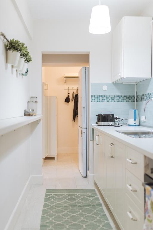 River View - Old City Apartment Bucureşti Ngoại thất bức ảnh