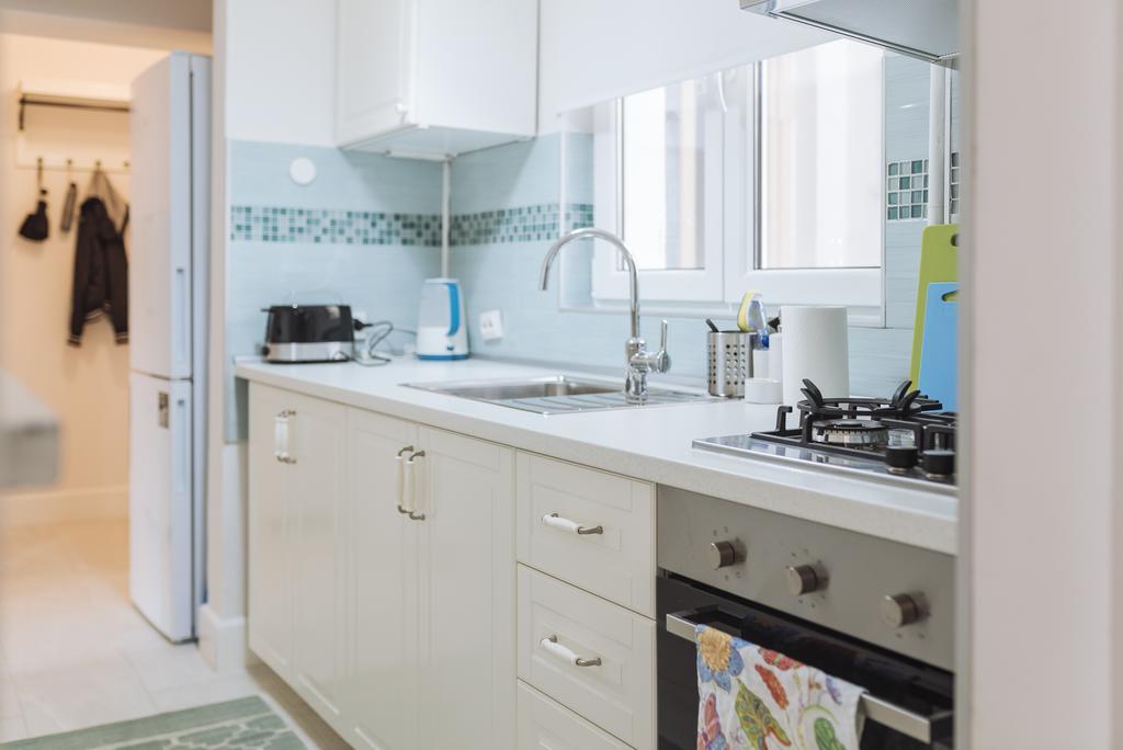 River View - Old City Apartment Bucureşti Ngoại thất bức ảnh