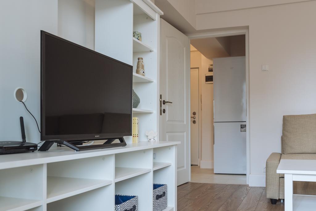 River View - Old City Apartment Bucureşti Ngoại thất bức ảnh