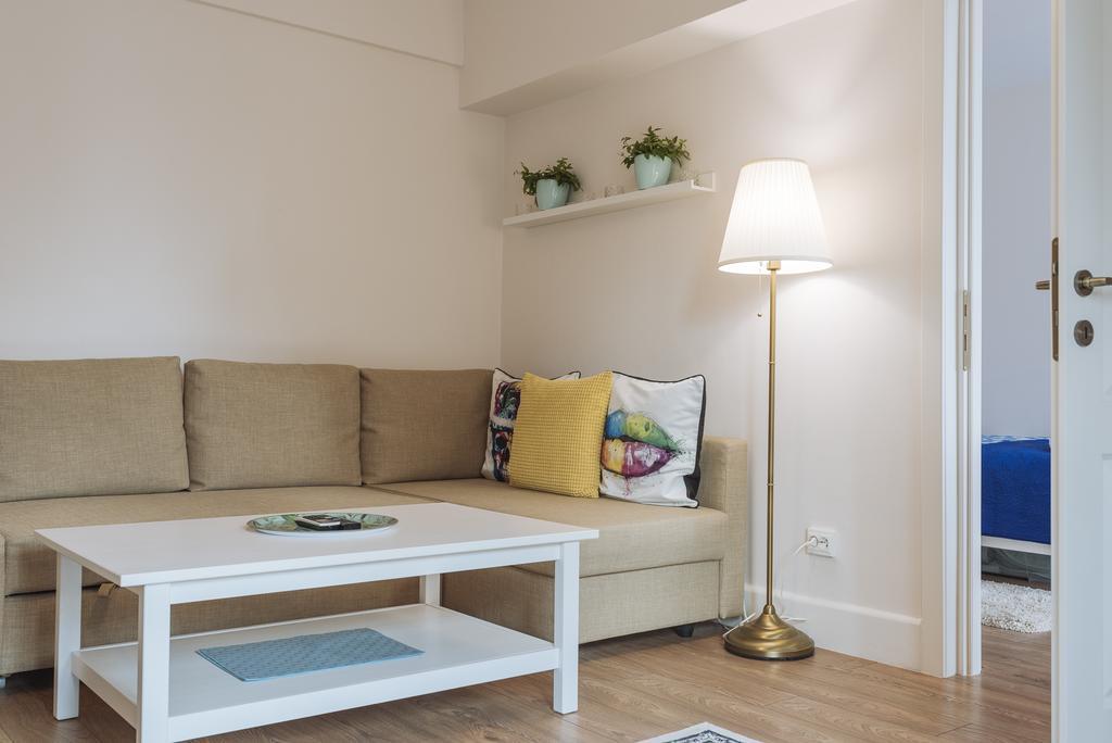 River View - Old City Apartment Bucureşti Ngoại thất bức ảnh